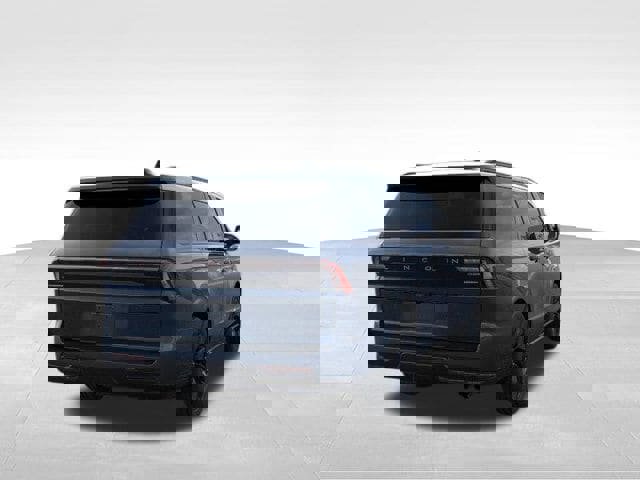 New 2025 Lincoln Navigator L Reserve w/ Jet Appearance Package image 38