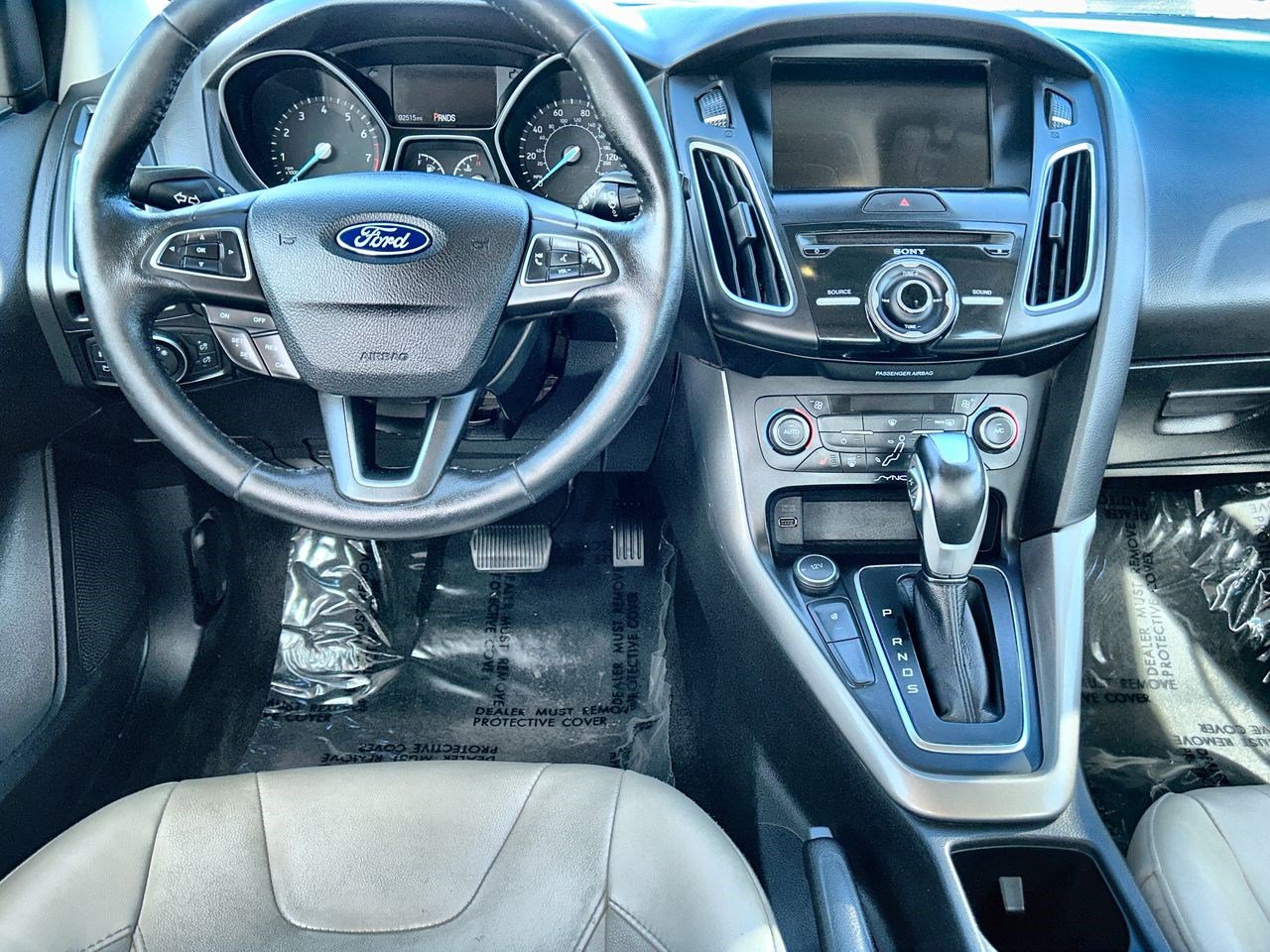 Used 2017 Ford Focus Titanium FWD image 21