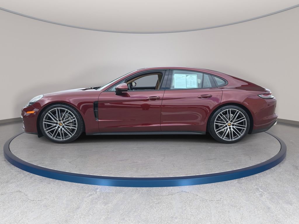 Used 2023 Porsche Panamera image 9