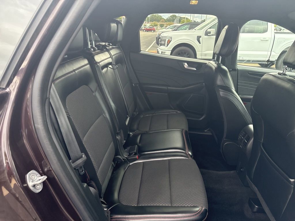 Used 2023 Ford Escape ST-Line w/ Tech Pack #1 AWD/4WD image 22