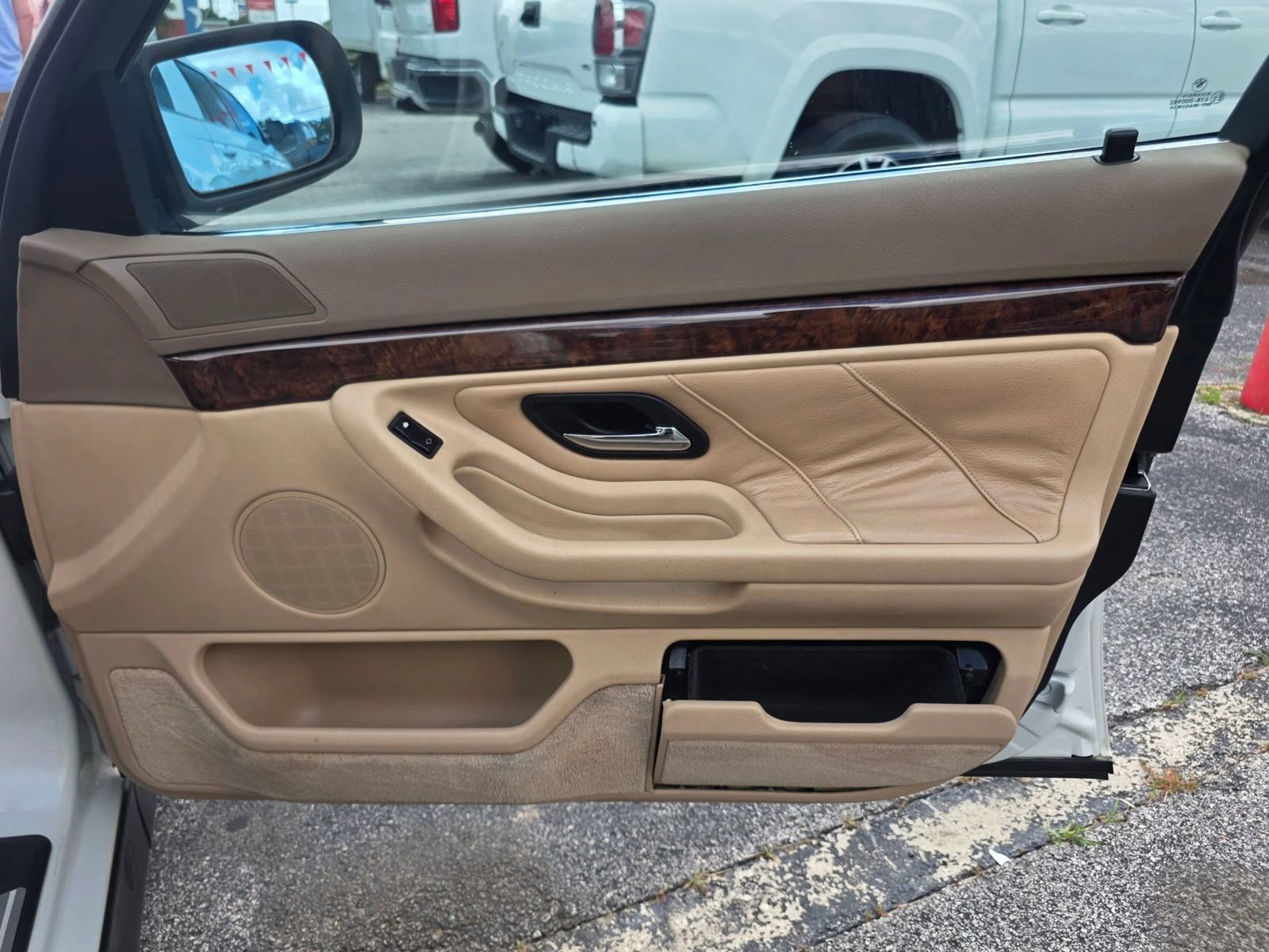 Used 1995 BMW 740iL RWD image 23