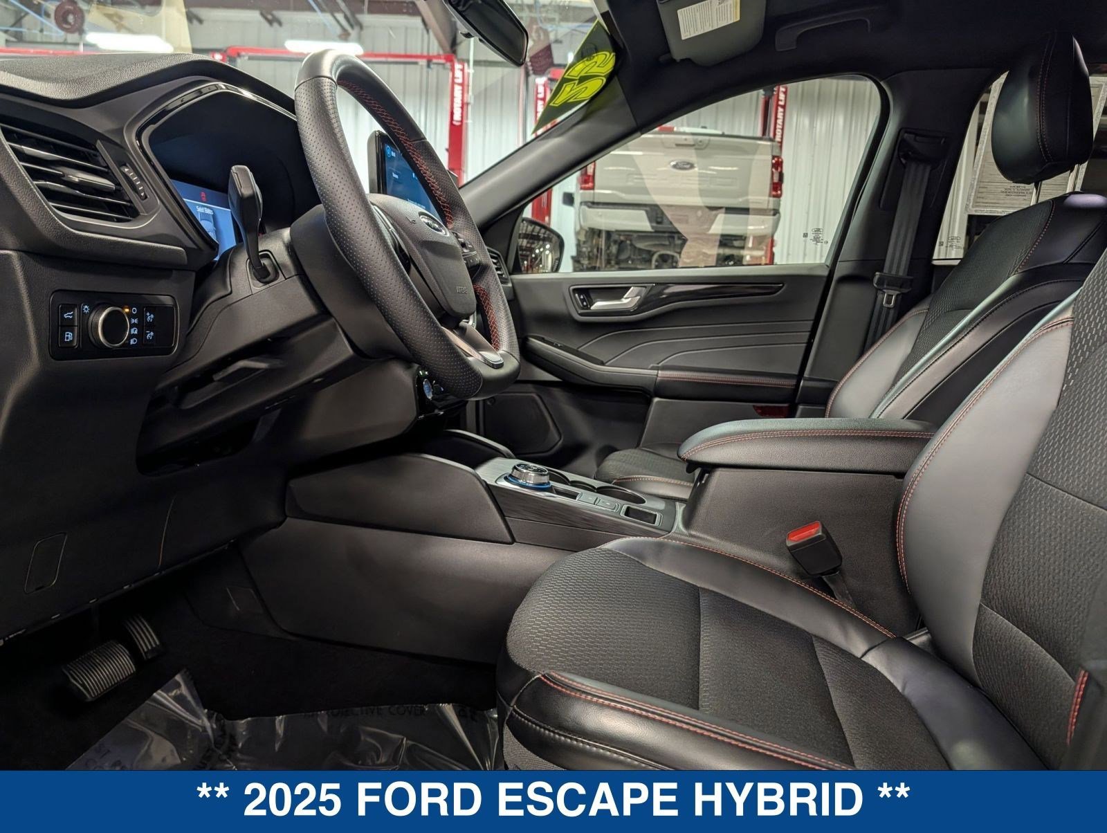 Certified 2025 Ford Escape ST-Line w/ Equipment Group 301A image 27