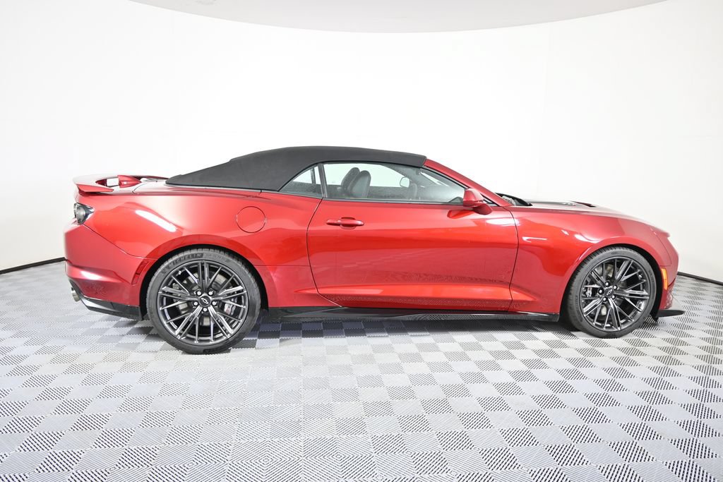 Used 2021 Chevrolet Camaro ZL1 w/ LPO, ZL1 Protection Package RWD image 14