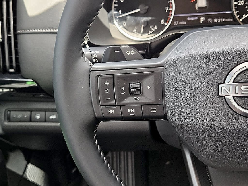 New 2026 Nissan Pathfinder SV FWD image 31