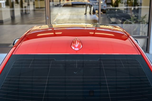 Used 2016 BMW M235i Coupe image 10