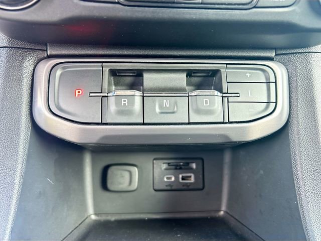 Used 2023 GMC Acadia AT4 AWD/4WD image 17
