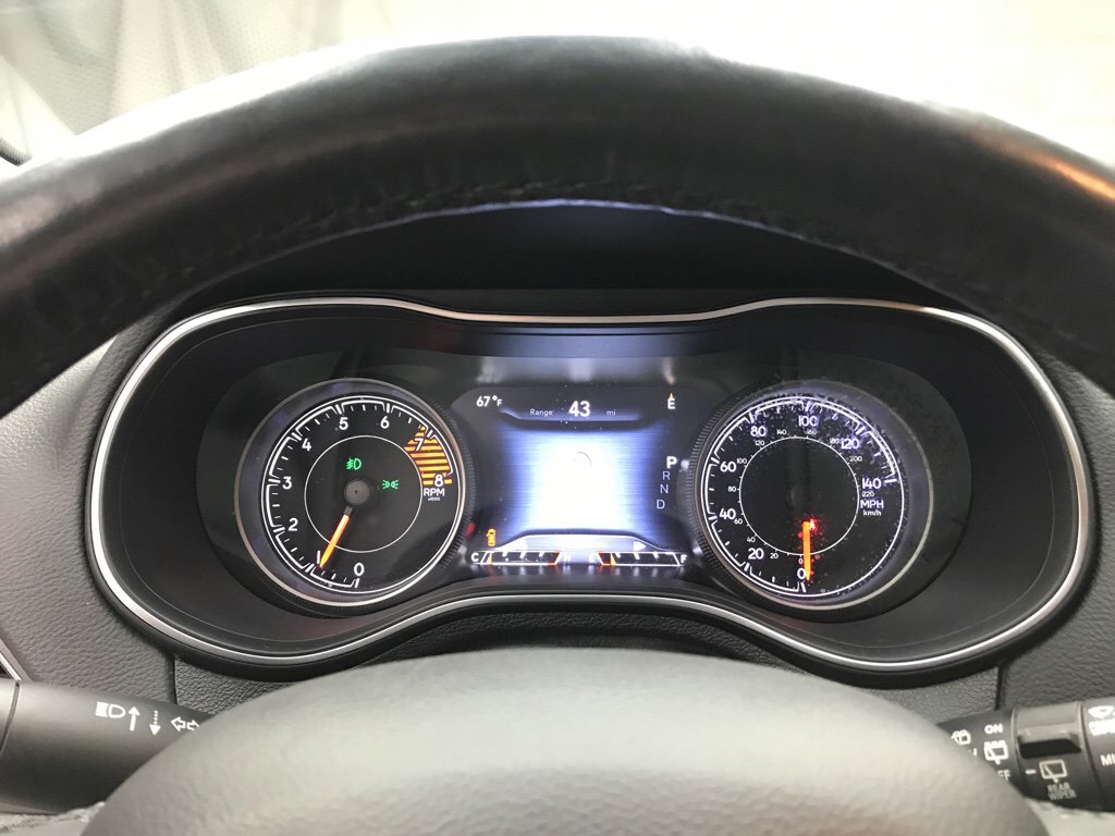 Used 2019 Jeep Cherokee Trailhawk w/ Comfort/Convenience Group image 10