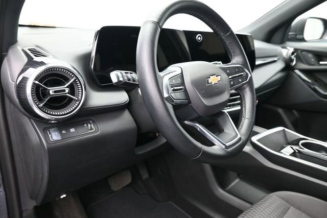 Used 2025 Chevrolet Equinox LT FWD image 26