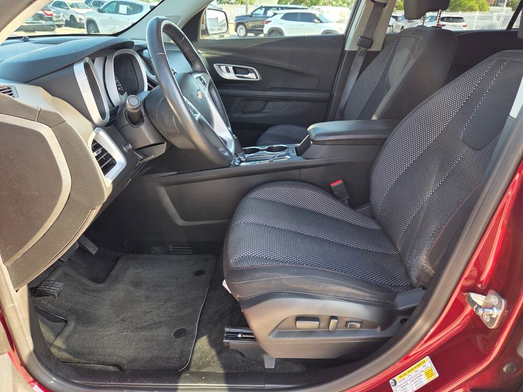 Certified 2017 Chevrolet Equinox LT w/ Convenience Package FWD image 4