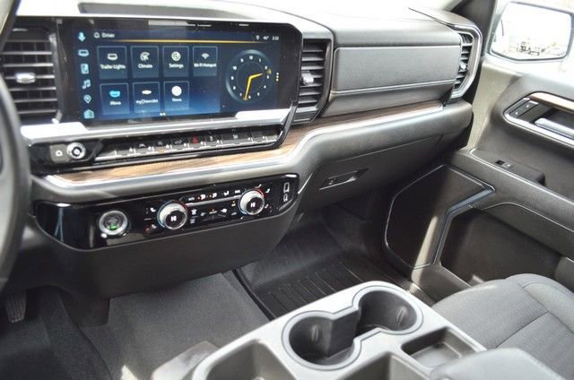 Used 2023 Chevrolet Silverado 1500 LT image 24
