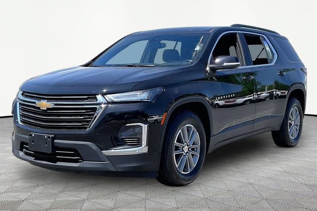 Used 2023 Chevrolet Traverse LT AWD/4WD image 3