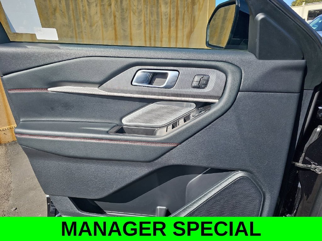 Used 2025 Ford Explorer ST w/ Sun And Sound Package AWD/4WD image 29