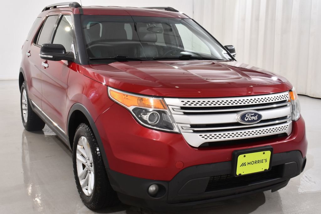 Used 2015 Ford Explorer XLT w/ Equipment Group 202B image 4