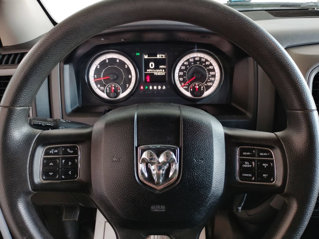 Used 2018 RAM 1500 ST AWD/4WD image 22