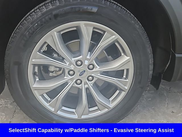 Used 2021 Ford Explorer XLT w/ Equipment Group 202A image 11