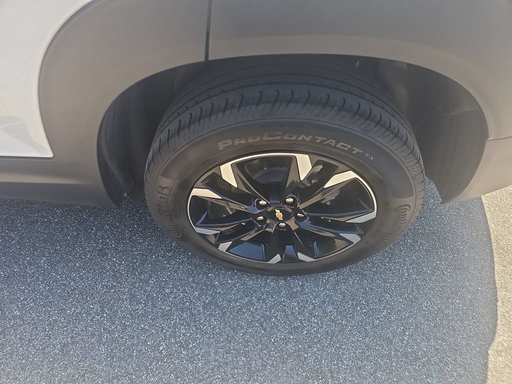 New 2023 Chevrolet TrailBlazer LT w/ Convenience Package FWD image 11