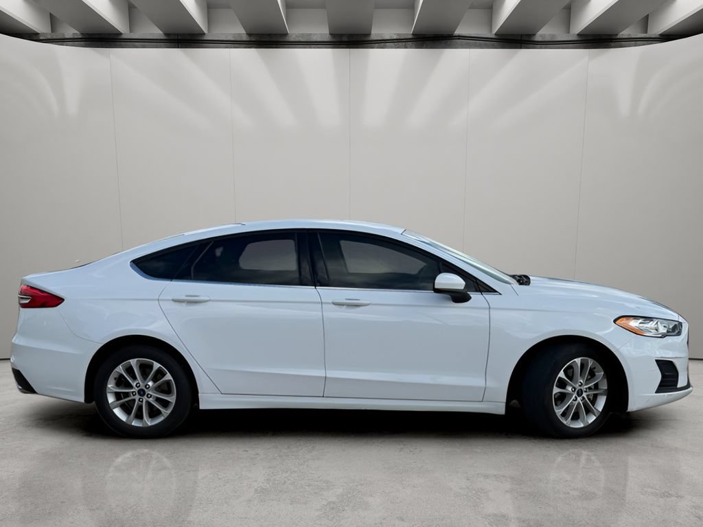 Used 2020 Ford Fusion SE FWD image 6