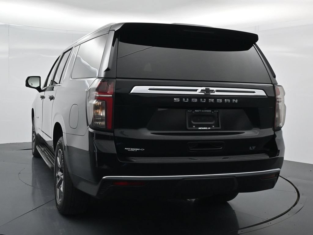 Used 2024 Chevrolet Suburban LT w/ LT Signature Plus Package RWD image 6