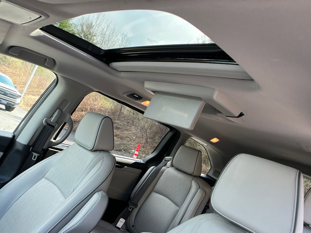 Used 2022 Honda Odyssey Elite image 22