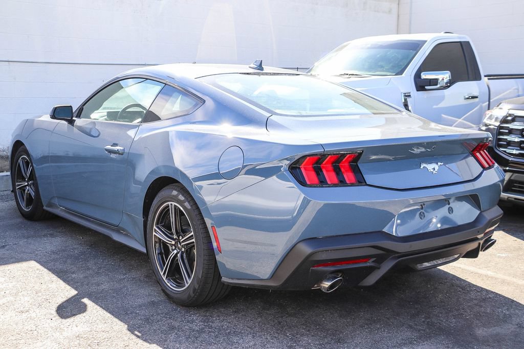 Certified 2025 Ford Mustang Coupe RWD image 4