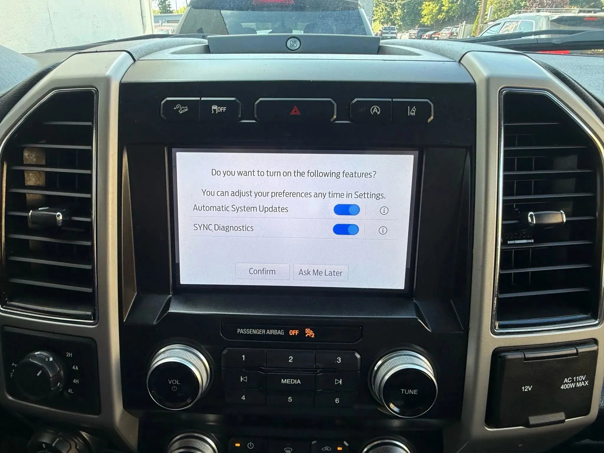 Used 2020 Ford F150 Lariat w/ Equipment Group 502A Luxury image 21