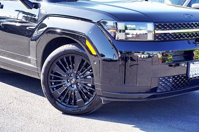 Used 2025 Hyundai Santa Fe Calligraphy image 4