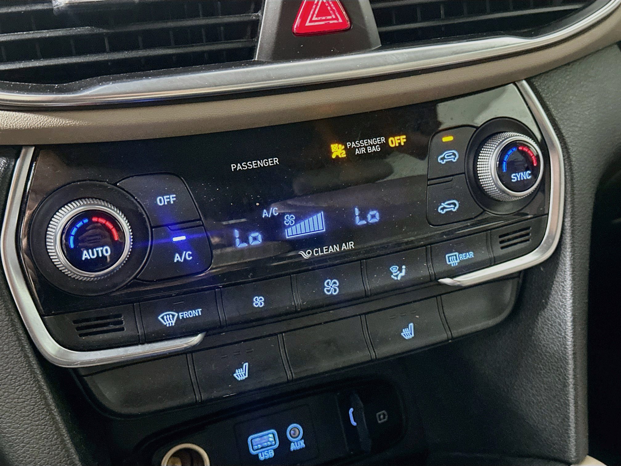 Used 2019 Hyundai Santa Fe Limited w/ Cargo Package FWD image 23