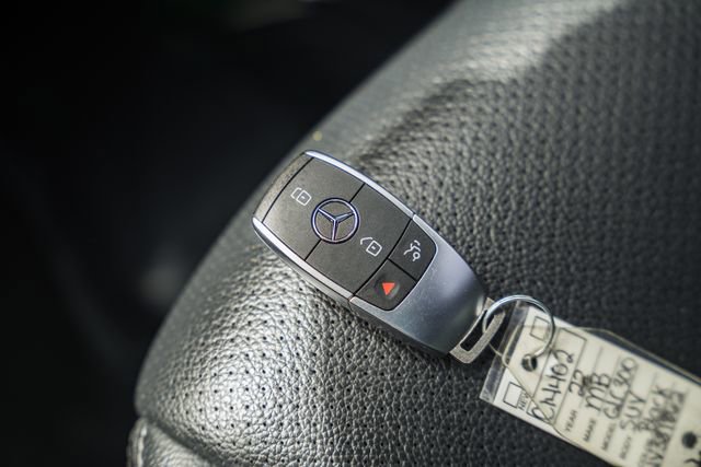 Used 2022 Mercedes-Benz GLC 300 4MATIC w/ Premium Package Lite image 44