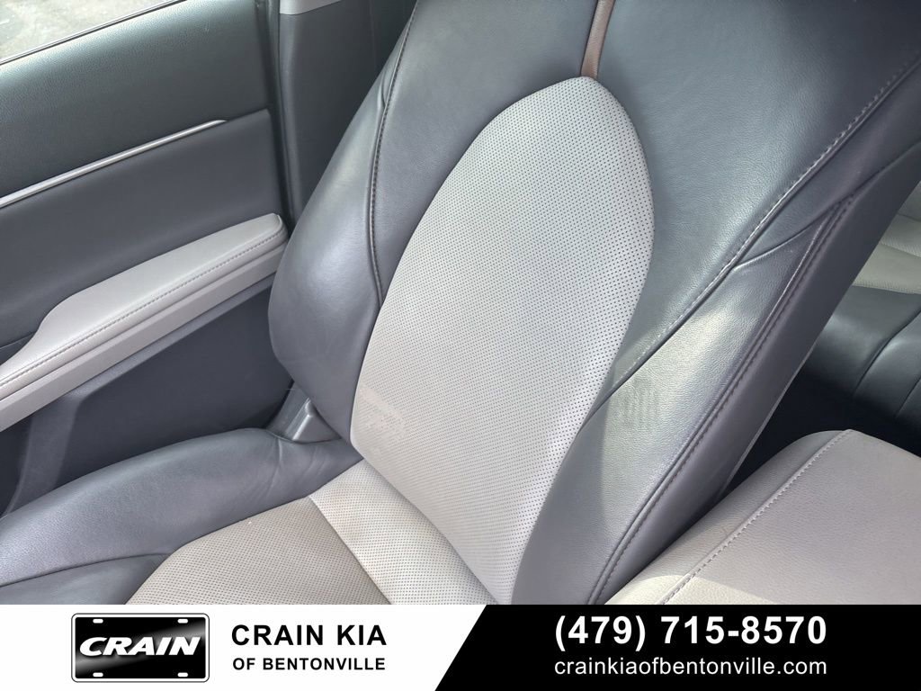 Used 2020 Toyota Camry XLE FWD image 20