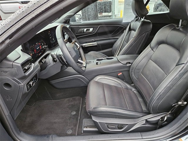 Used 2024 Ford Mustang GT Premium image 11