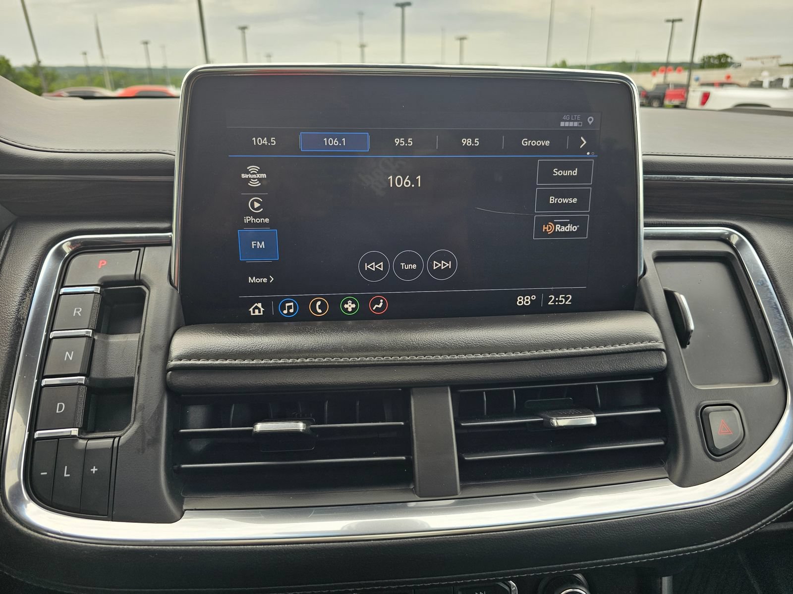 Used 2021 Chevrolet Tahoe Z71 AWD/4WD image 21