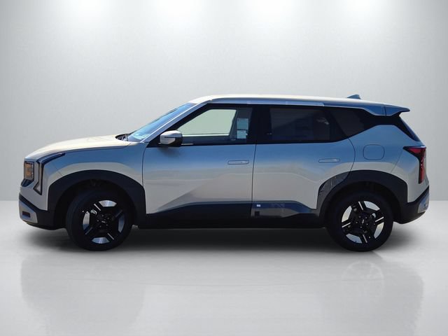 New 2027 Kia Seltos LX FWD image 8