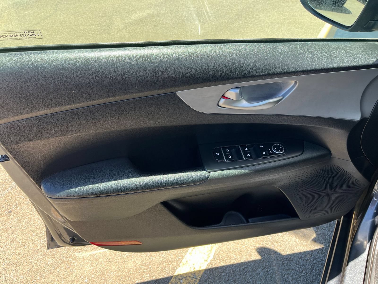 Used 2024 Kia Forte LXS FWD image 18