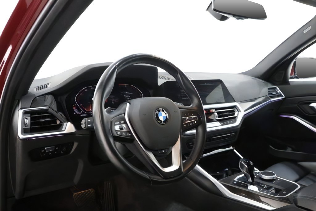Used 2022 BMW 330i xDrive Sedan w/ Premium Package AWD/4WD image 16