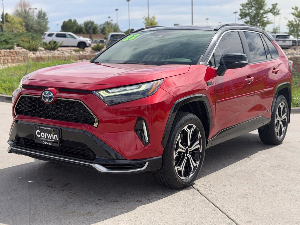 Used 2022 Toyota RAV4 XSE w/ Weather Package AWD/4WD image 3