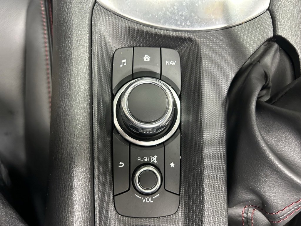 Used 2017 MAZDA MX-5 Miata RF Grand Touring image 13