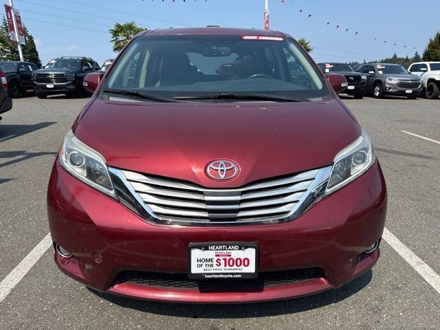 Used 2015 Toyota Sienna Limited Premium w/ Advanced Technology Package FWD image 2