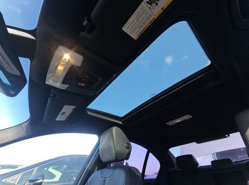 Used 2015 BMW 320i 320i w/ Sport Package image 13