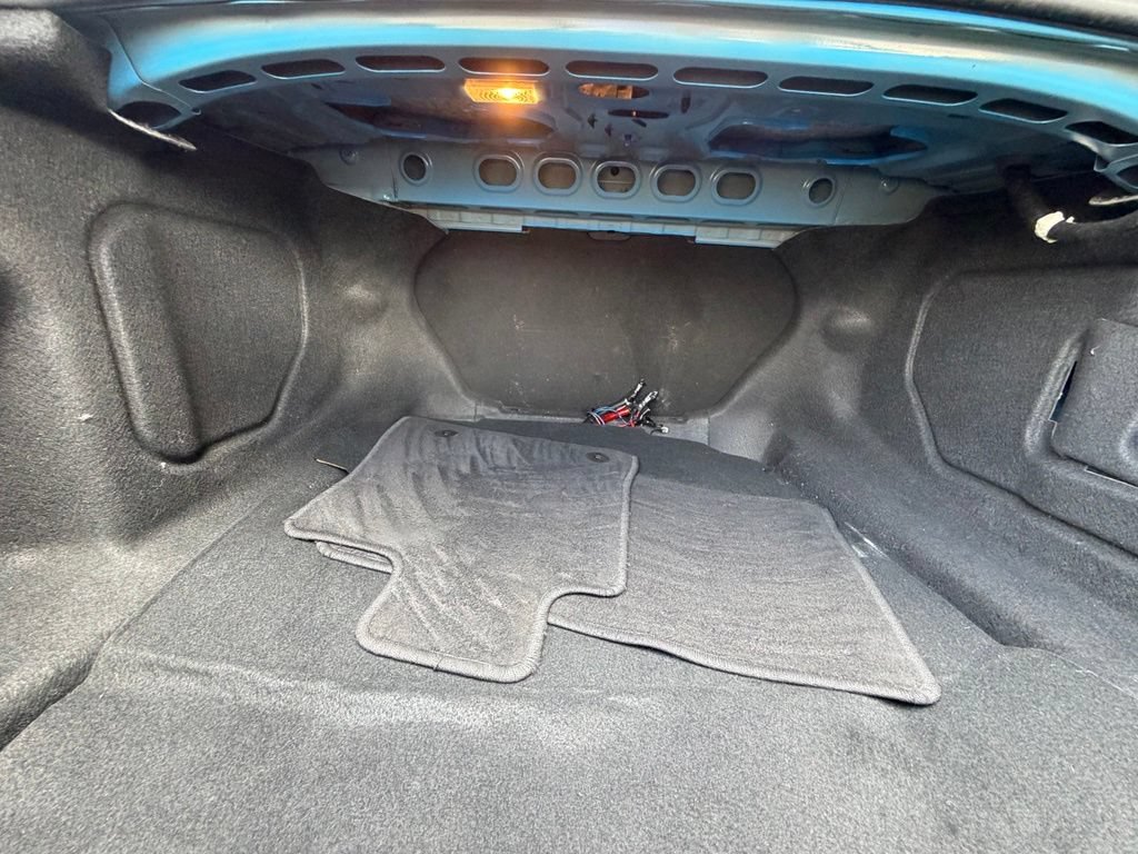 Used 2022 Chevrolet Camaro LT RWD image 14