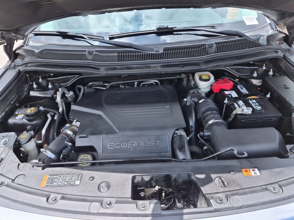 Used 2016 Ford Explorer Platinum AWD/4WD image 18