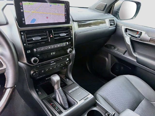Used 2023 Lexus GX 460 Premium w/ Premium Package AWD/4WD image 27