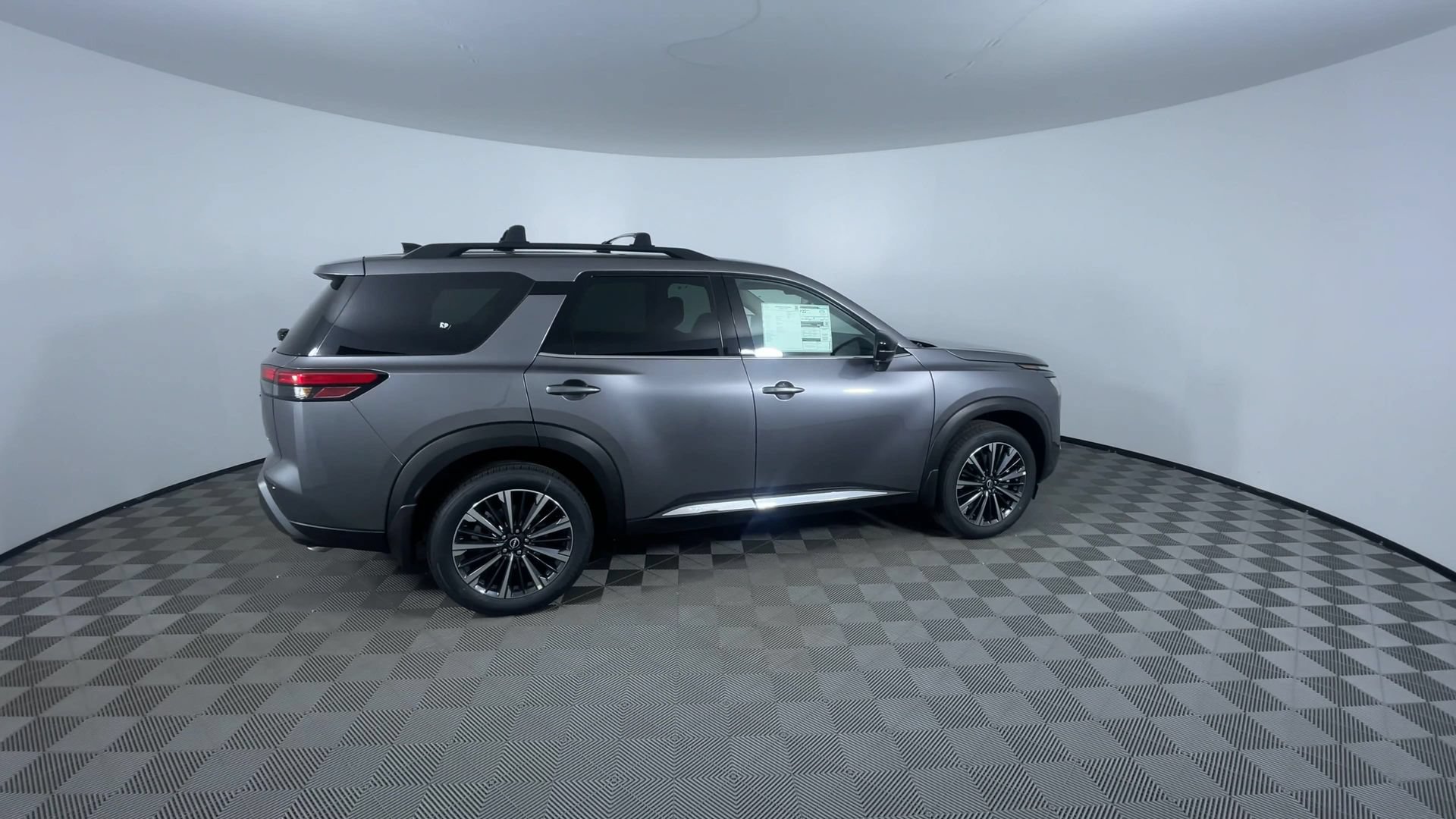 New 2026 Nissan Pathfinder Platinum w/ Cargo Package AWD/4WD image 9