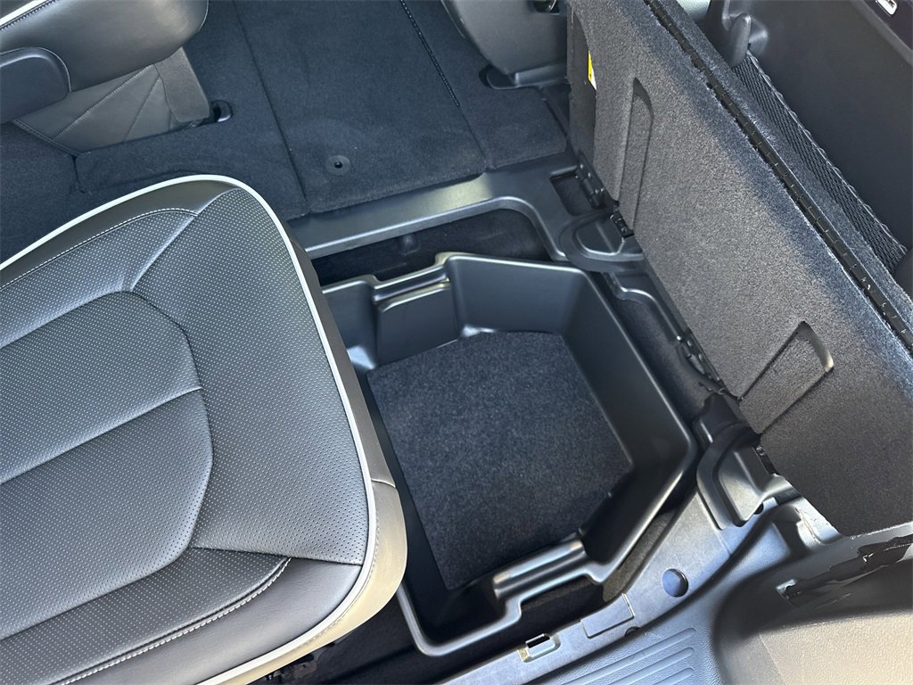 New 2026 Chrysler Pacifica Limited image 38