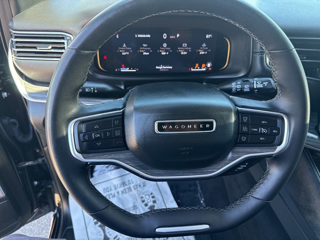 Used 2024 Jeep Wagoneer L Series II w/ Flexible Seating Group image 17