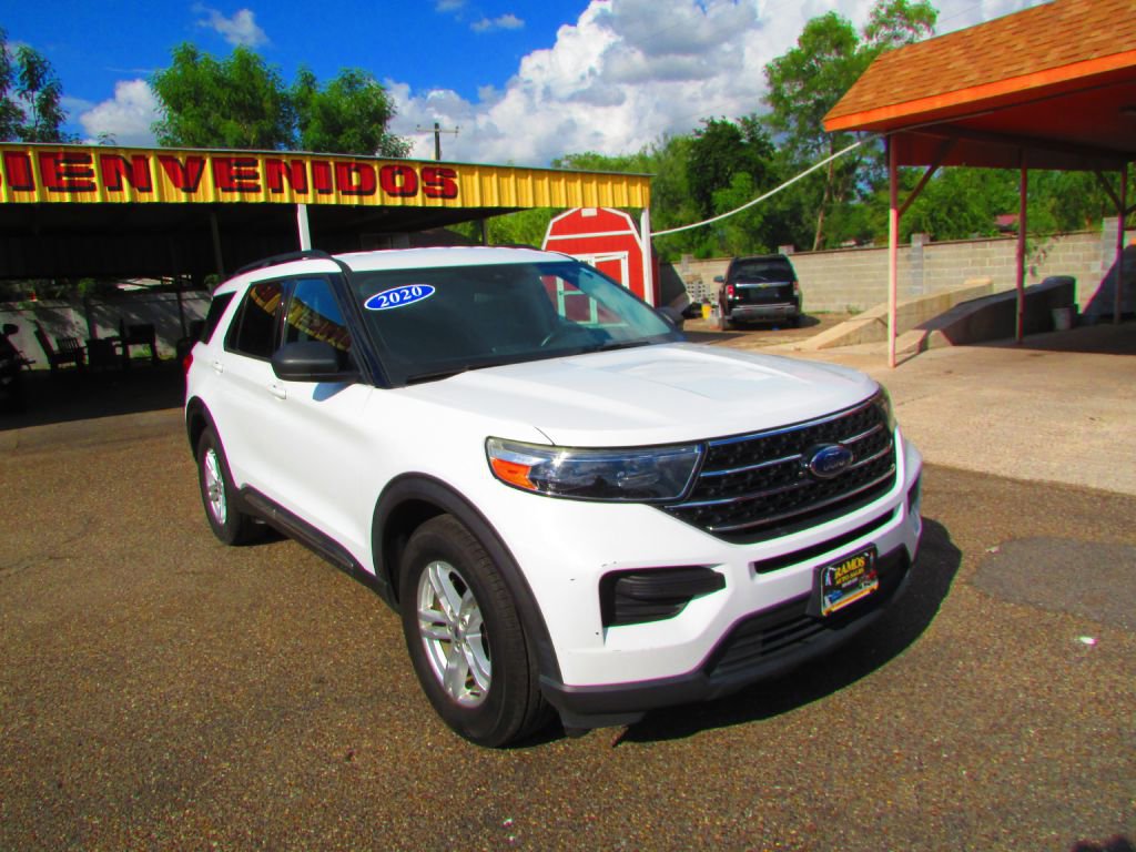Used 2020 Ford Explorer XLT image 3