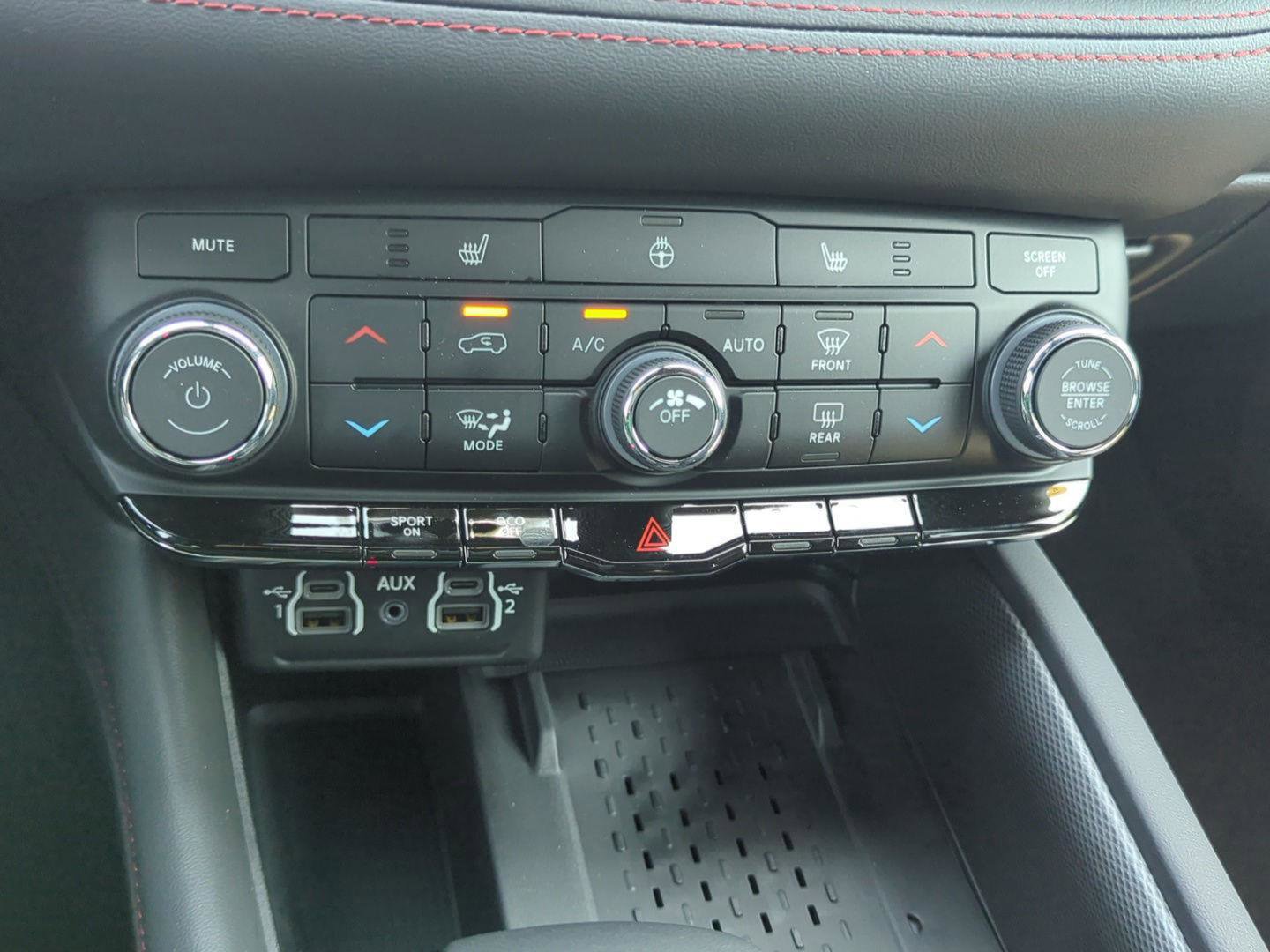 New 2025 Dodge Durango R/T w/ Blacktop Package AWD/4WD image 24