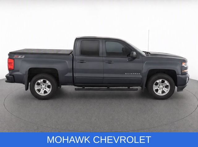 Used 2017 Chevrolet Silverado 1500 LT w/ All Star Edition AWD/4WD image 9
