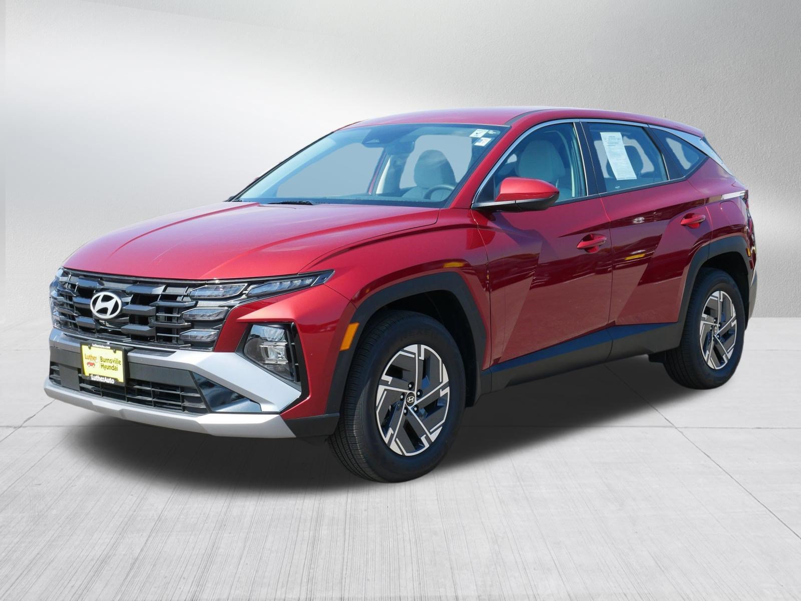 Certified 2026 Hyundai Tucson Blue SE AWD/4WD image 3