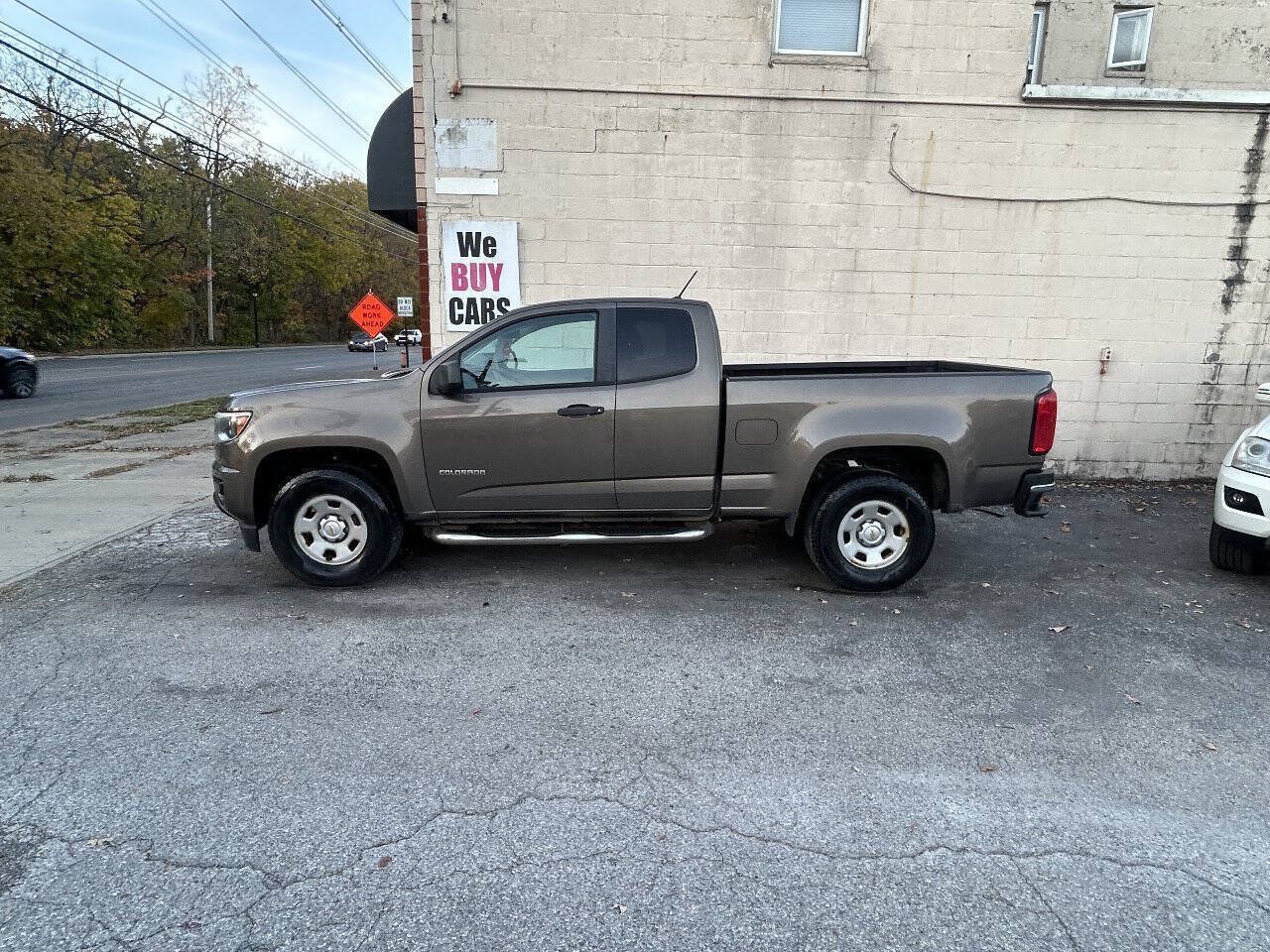 Used 2015 Chevrolet Colorado W/T RWD image 4