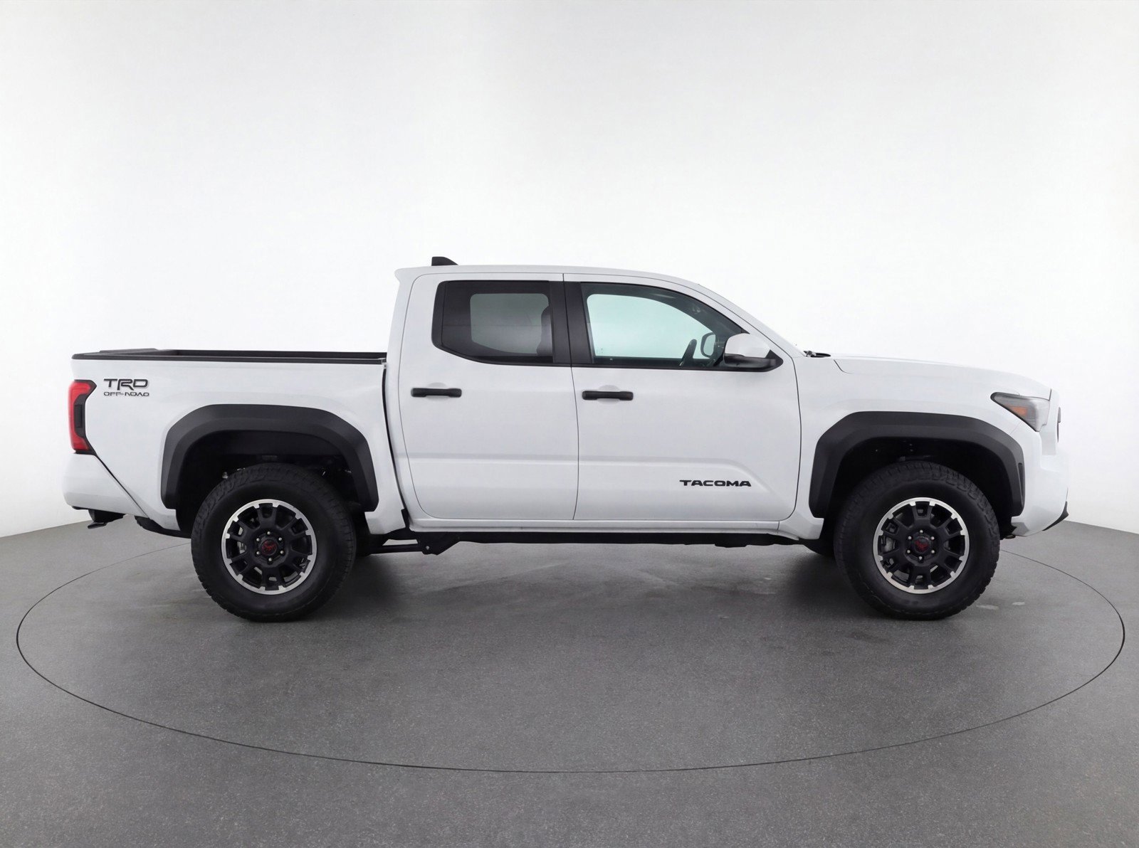 Used 2025 Toyota Tacoma TRD Off-Road image 11